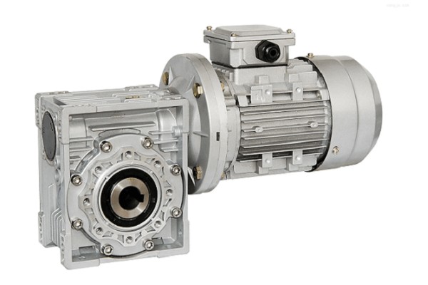 艾思捷技術告訴你：什么情況下減速機會出現漏油？.jpg