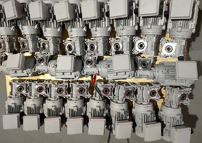 金九銀十 艾思捷蝸輪減速機SJMRV050-80比廠家批發